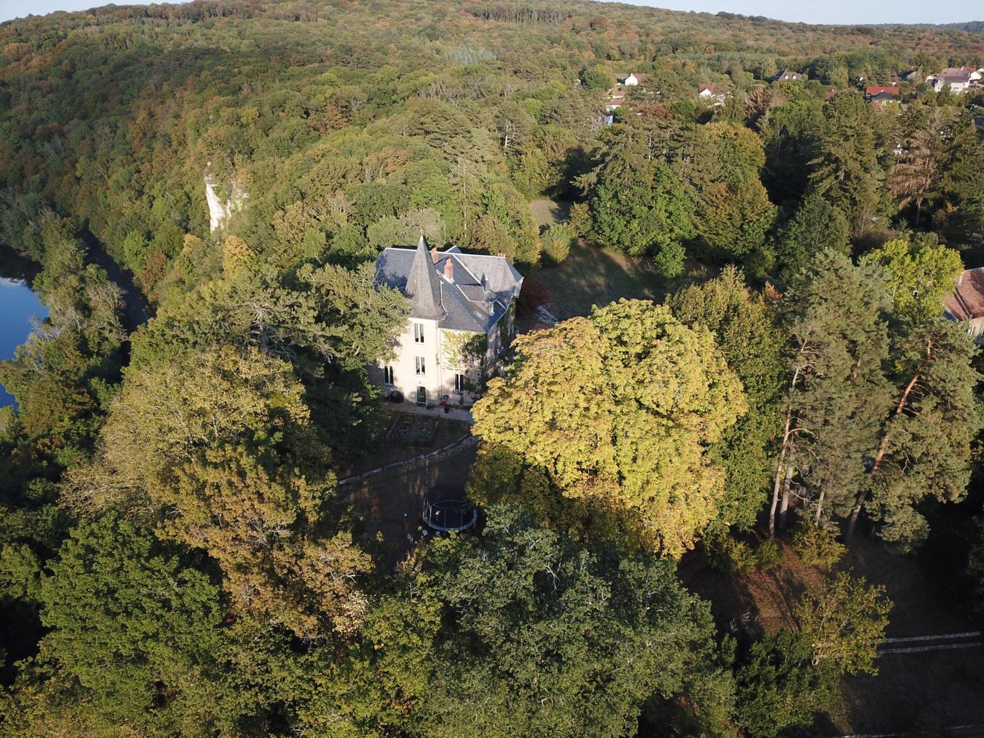 Grange Du Chateau Boussieres Eksteriør bilde